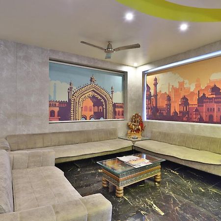 Oyo 23540 Hotel Suryakant Rajkot Εξωτερικό φωτογραφία