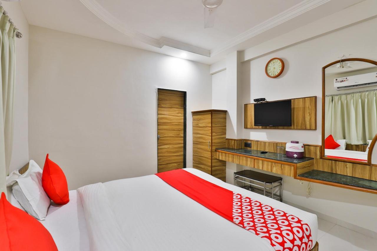 Oyo 23540 Hotel Suryakant Rajkot Εξωτερικό φωτογραφία