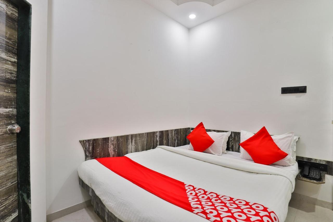 Oyo 23540 Hotel Suryakant Rajkot Εξωτερικό φωτογραφία