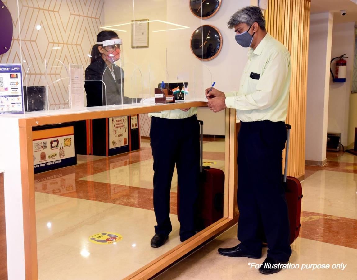 Oyo 23540 Hotel Suryakant Rajkot Εξωτερικό φωτογραφία